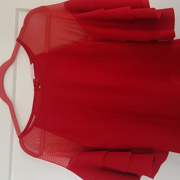 Red Blouse with mesh shoulders & flowy sleeves - Picture 4 of 5